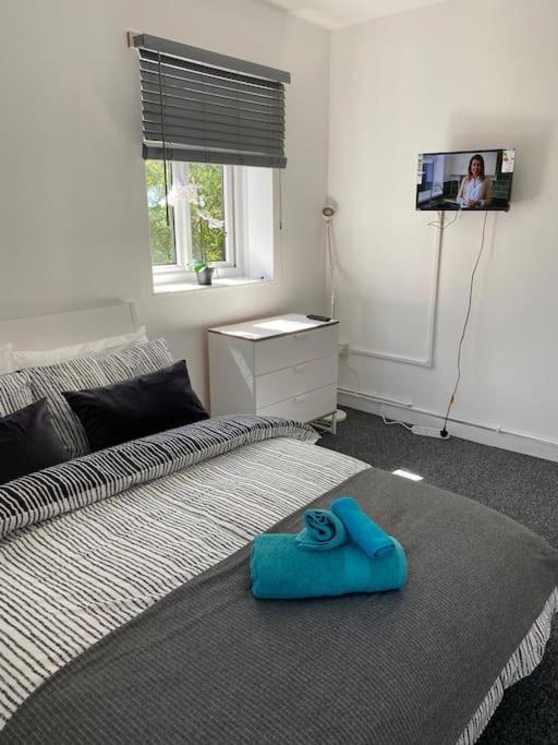 Lovely 2 Bedroom Flat In Greater London Londres Exterior foto